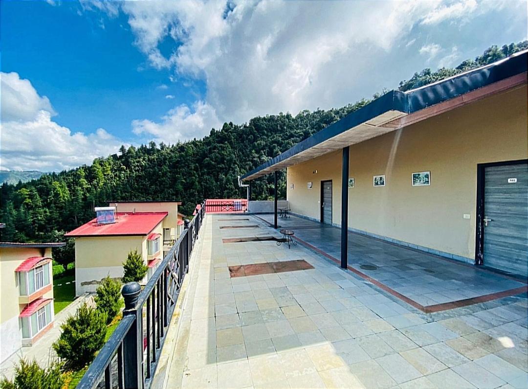 Mist N Meadows Resort Rajgarh  Exterior photo